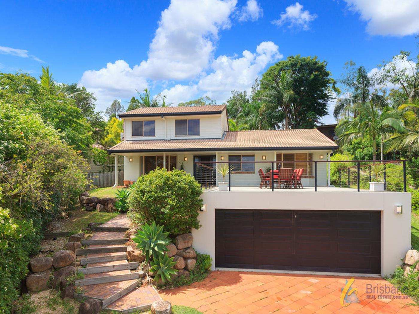 This property is not currently for sale or rent on https://brisbanerealestate.com.au