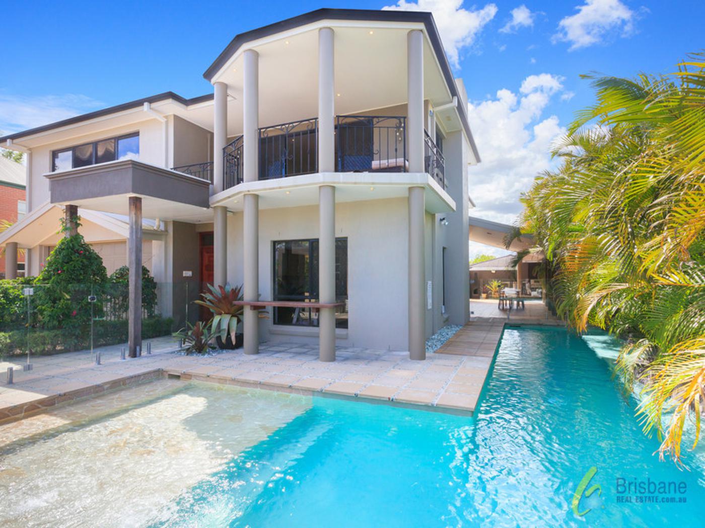 17 Riverview Place