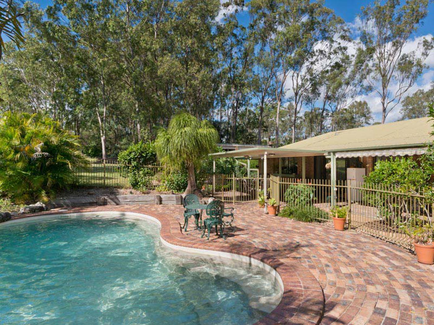 This property is not currently for sale or rent on https://brisbanerealestate.com.au
