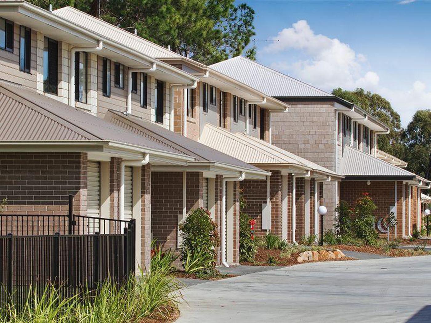 ELLEN GROVE QLD 4078 Property Information