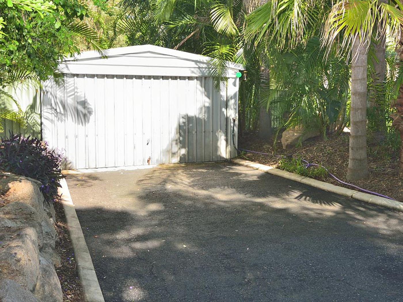 562 Junction Rd, BARELLAN POINT QLD 4306 AcreageSemirural Sold