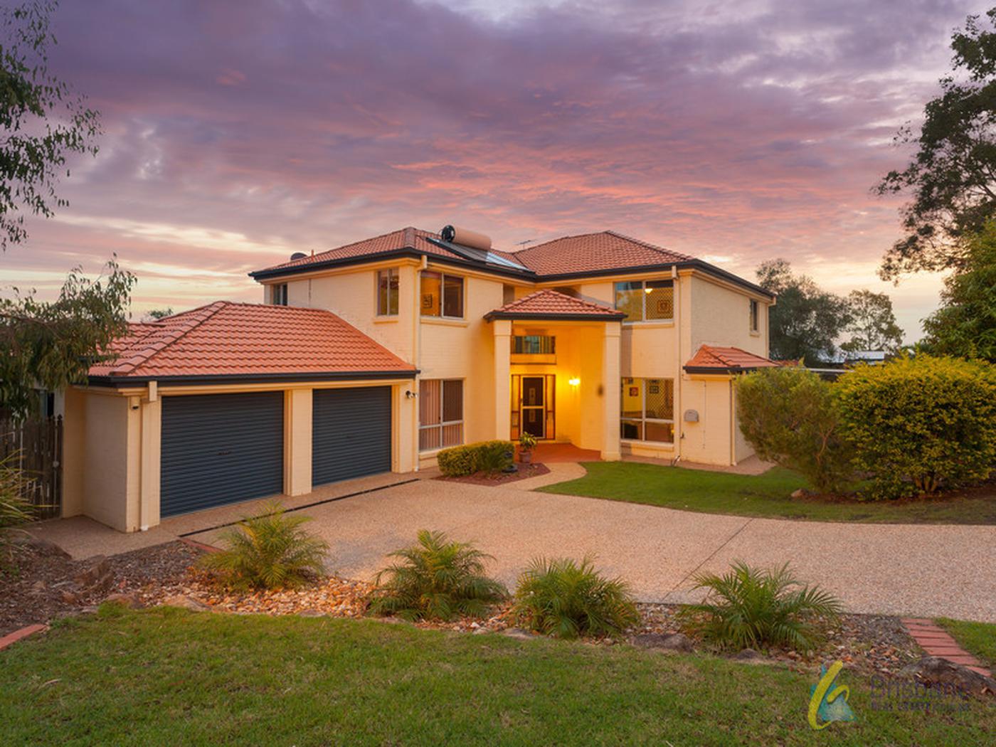 38 Cardwell St
