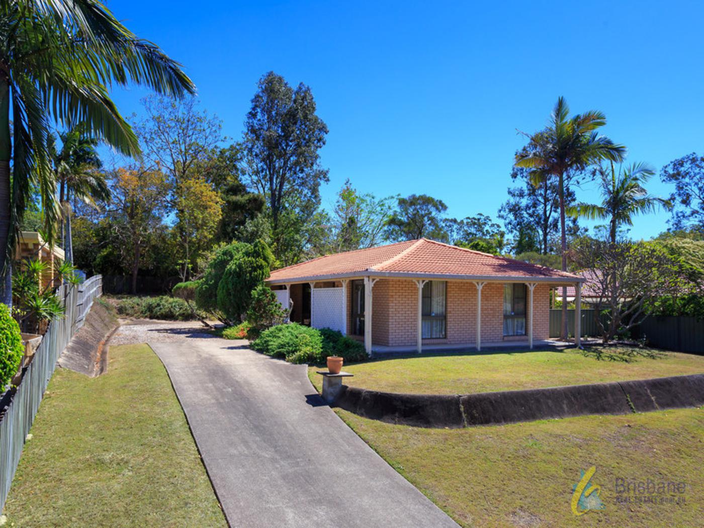 17 Montanus Drive