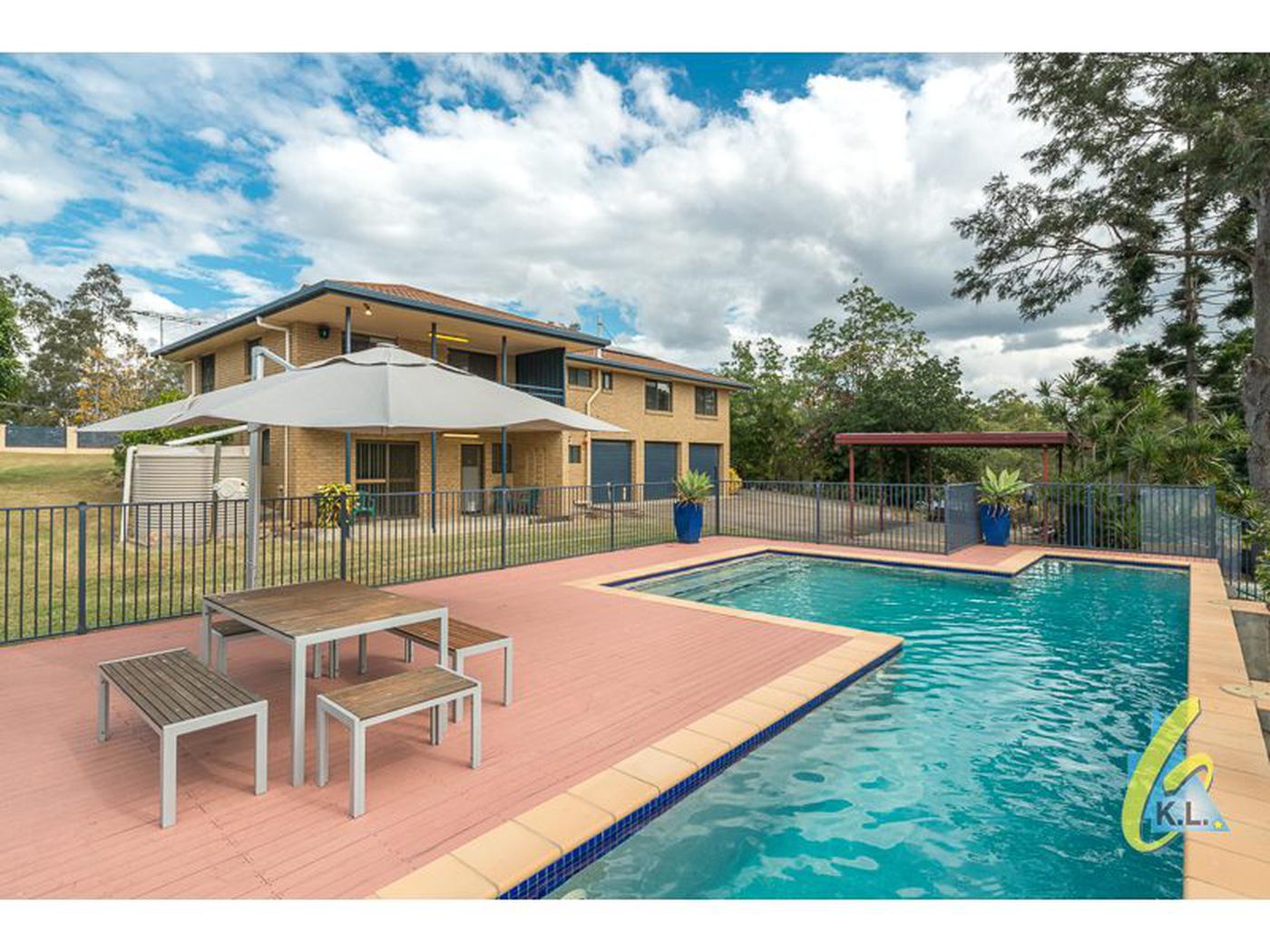 910 Mt Crosby Rd, MOUNT CROSBY QLD 4306 House Sold
