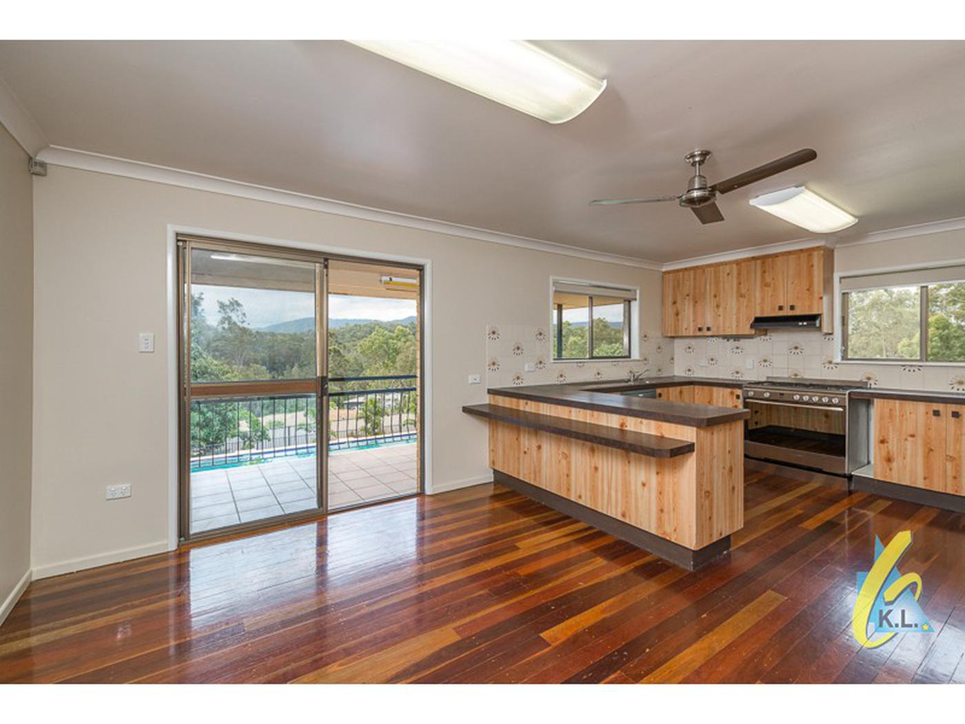 910 Mt Crosby Rd, MOUNT CROSBY QLD 4306 House Sold