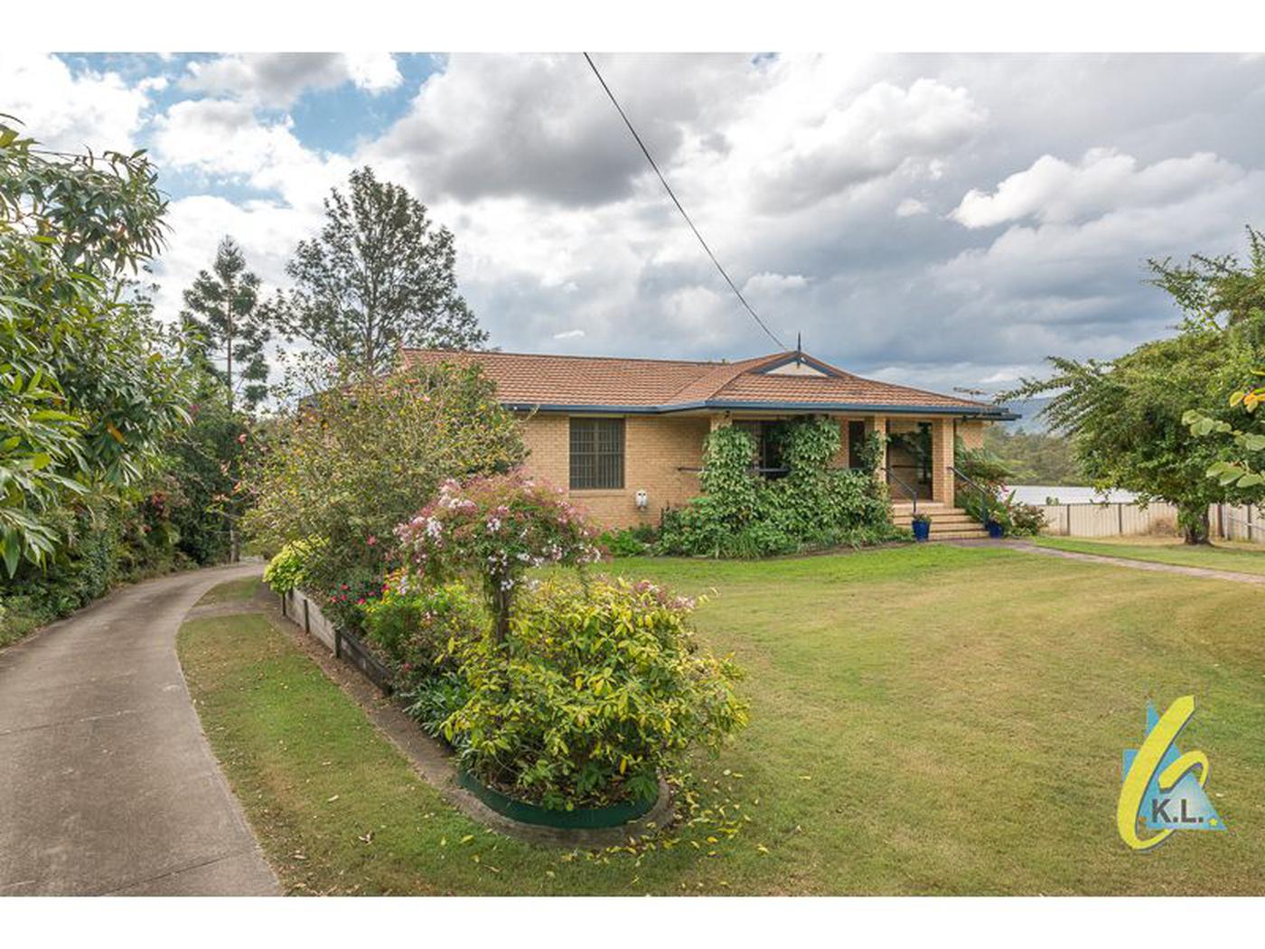 910 Mt Crosby Rd, MOUNT CROSBY QLD 4306 House Sold