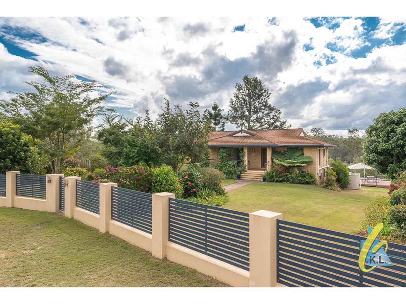 910 Mt Crosby Rd, MOUNT CROSBY QLD 4306 House Sold
