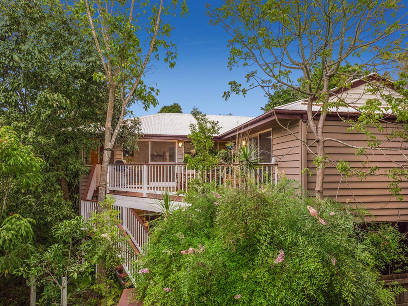 94 Canowie Road