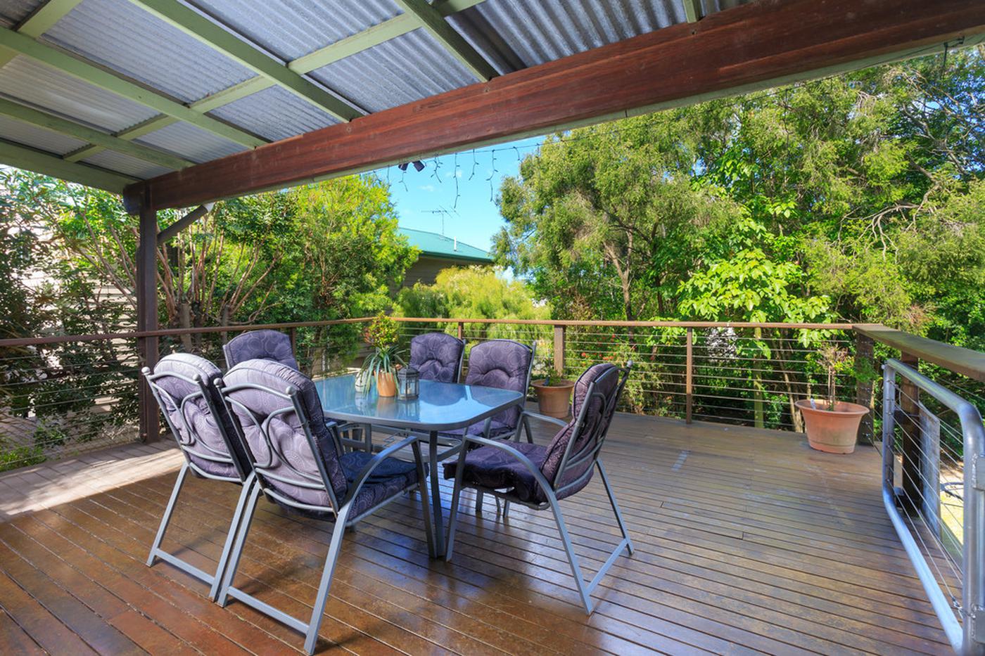 854 Oxley Road