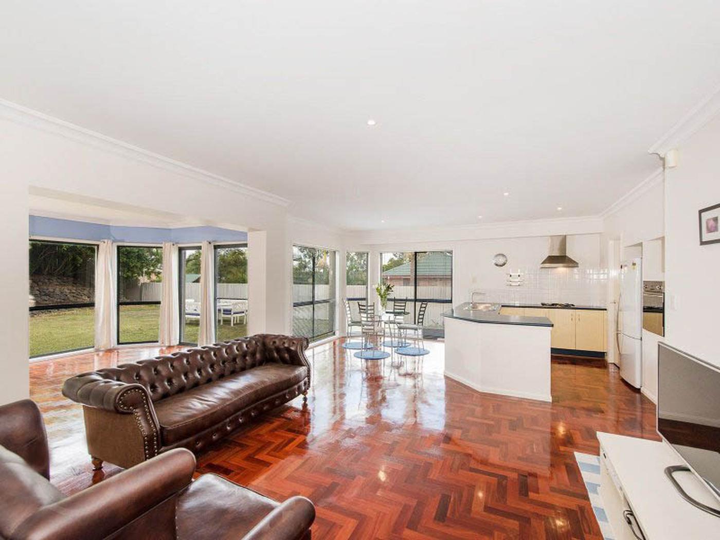 This property is not currently for sale or rent on https://brisbanerealestate.com.au