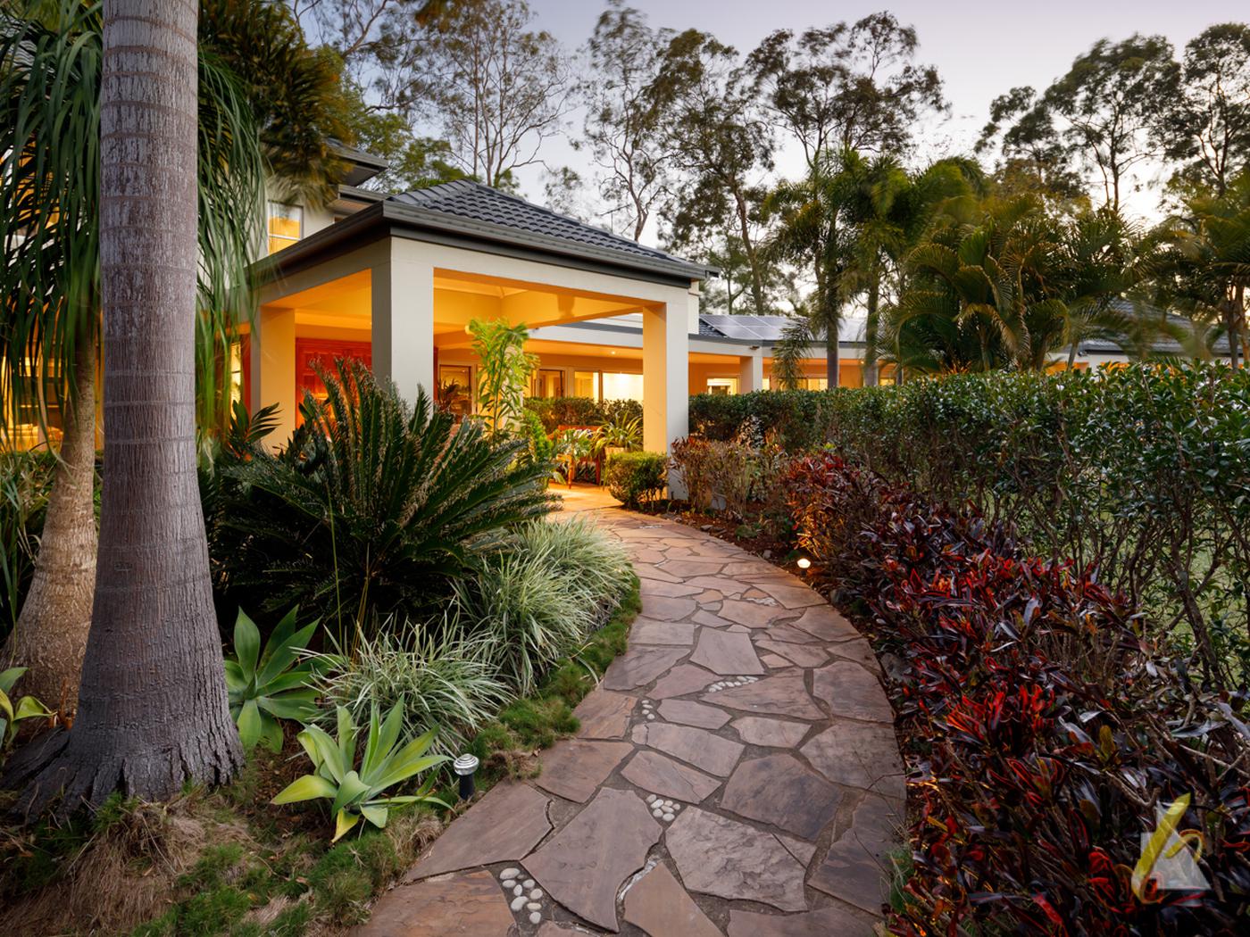 174 Chapel Hill Road, Chapel Hill QLD 4069 House Sold