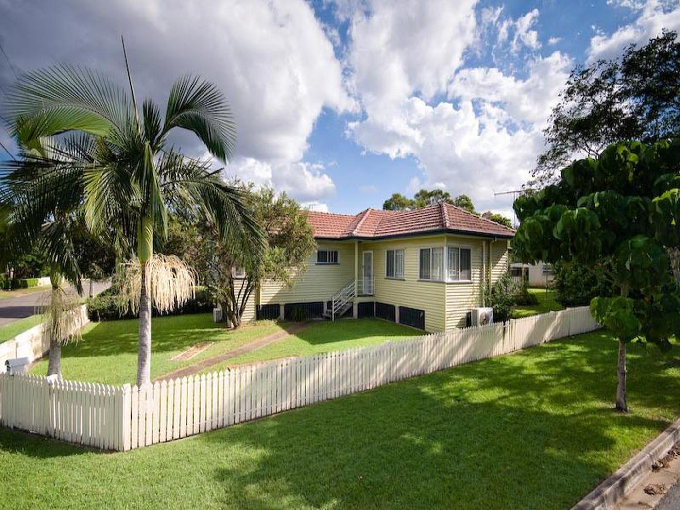 1 Haldane Street