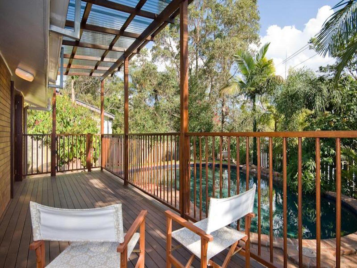 638 Fig Tree Pocket Road