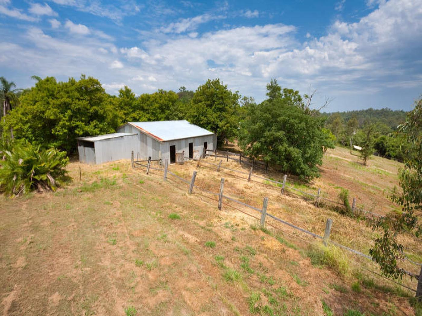 42 Lyndale Road, PULLENVALE QLD 4069 AcreageSemirural Sold
