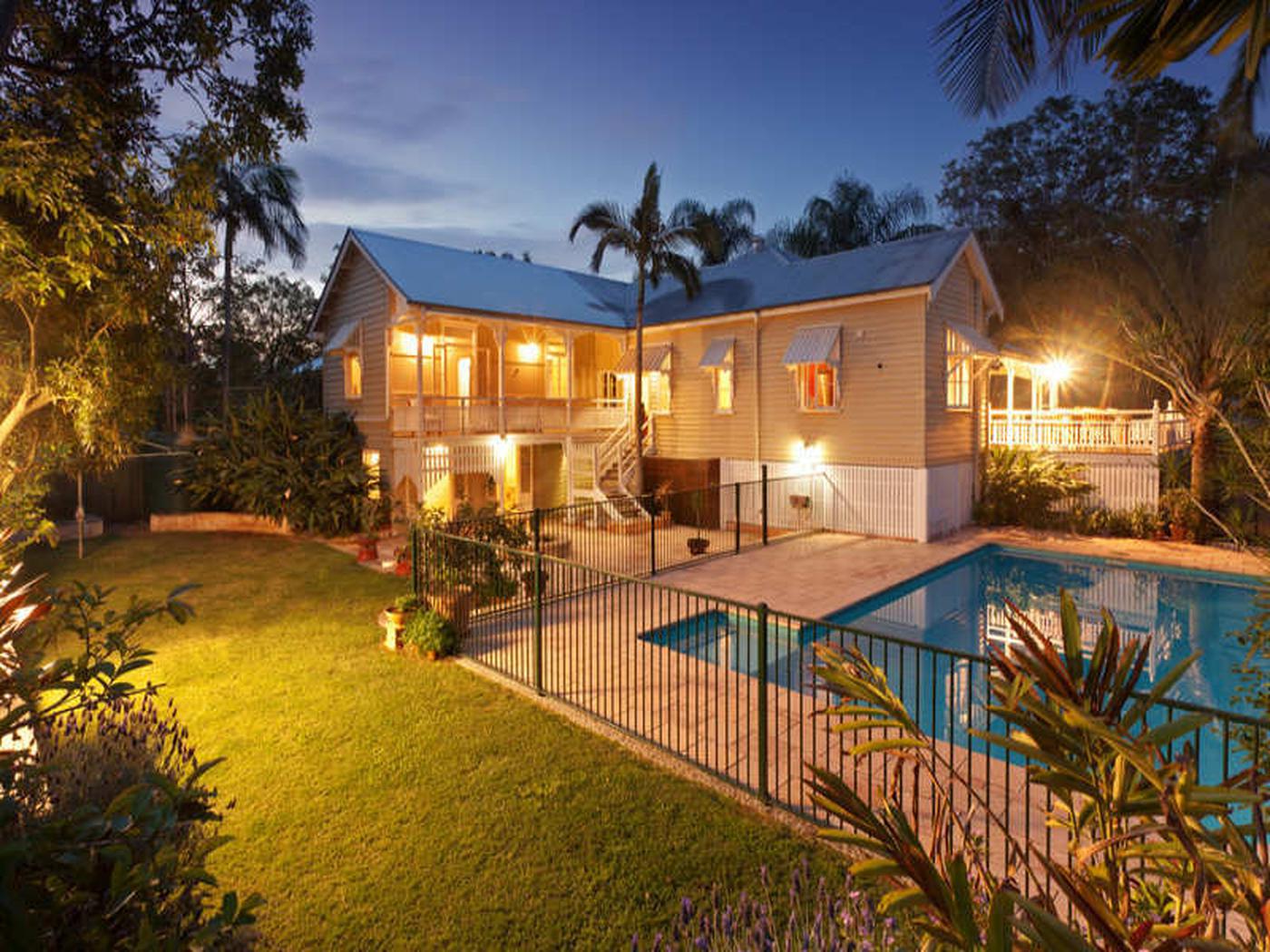 201 Verney Road East
