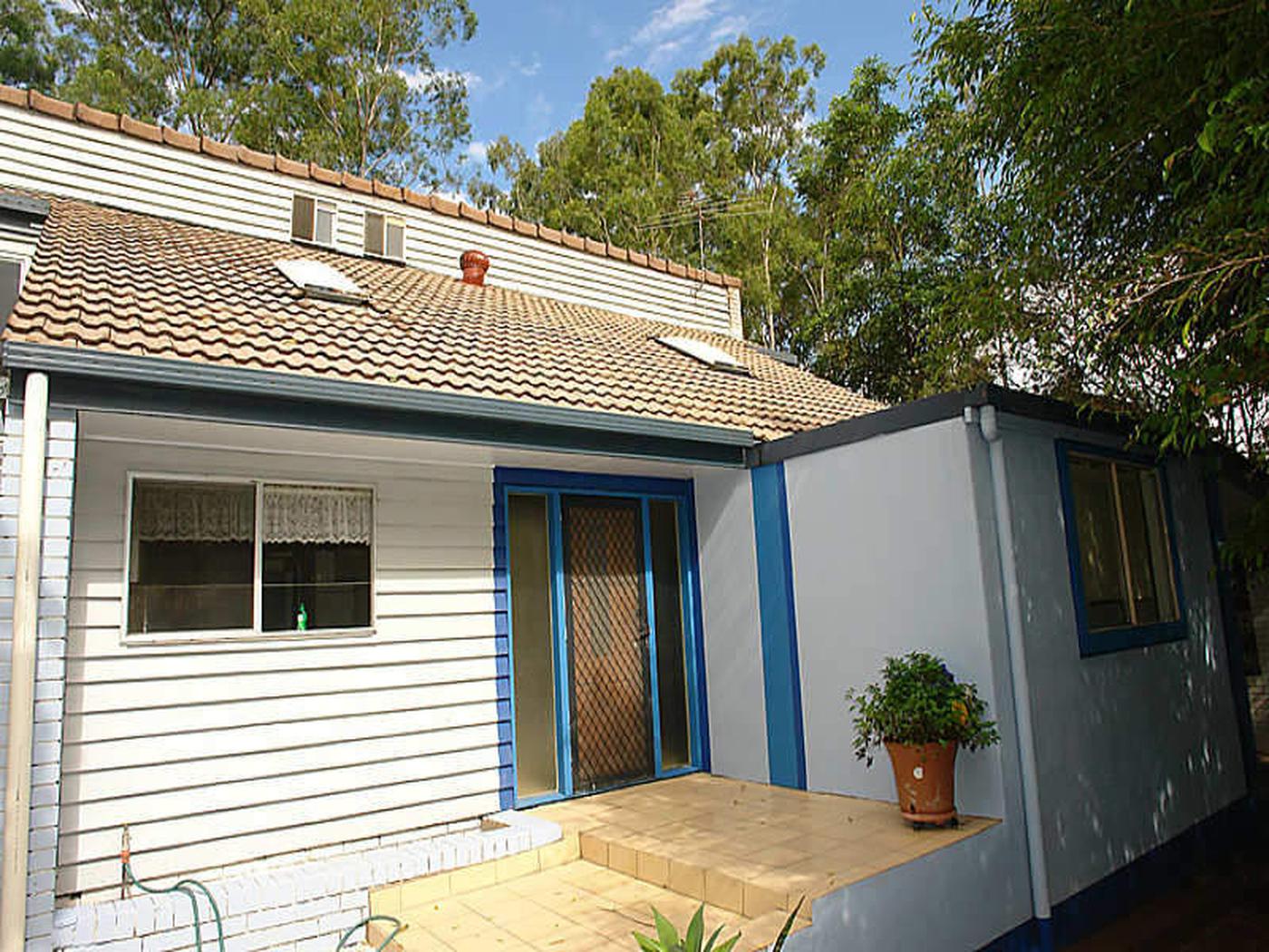 24 Lant Street