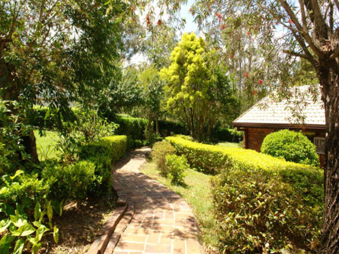 2668 Moggill Road, Pinjarra Hills QLD 4069 AcreageSemirural Sold