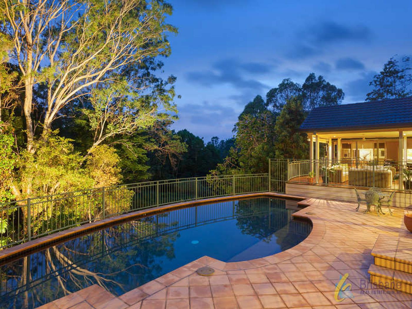 19 Melaleuca Place, BROOKFIELD QLD 4069 House Sold