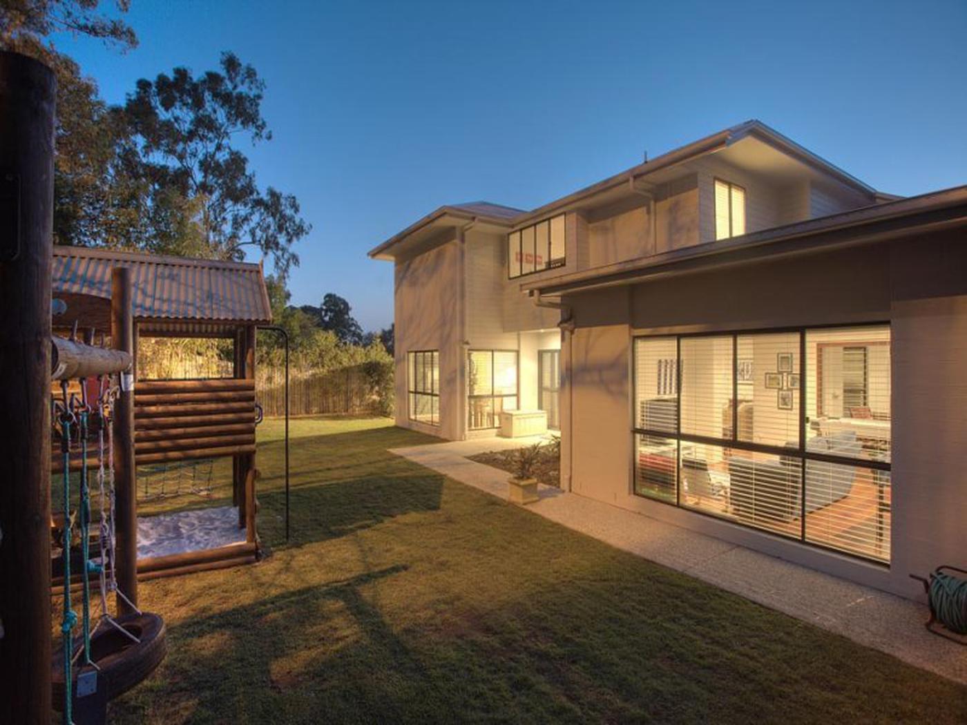 255 JESMOND Road, FIG TREE POCKET QLD 4069 House Sold