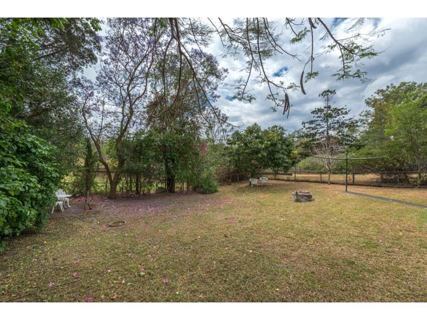 663 Mt Crosby Road, MOUNT CROSBY QLD 4306 House Sold