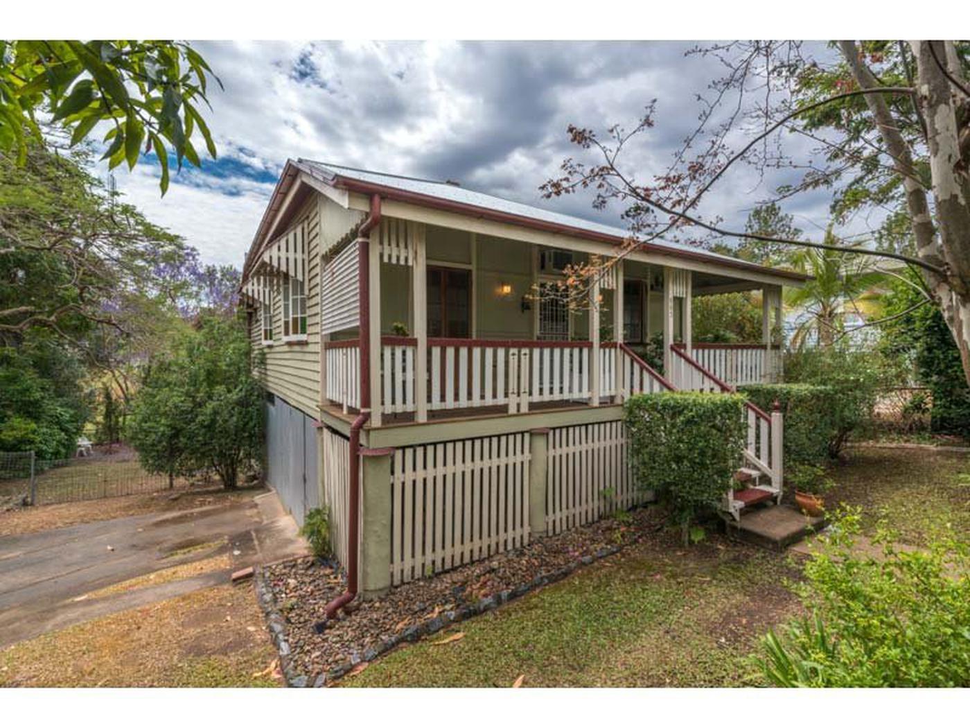 663 Mt Crosby Road, MOUNT CROSBY QLD 4306 House Sold