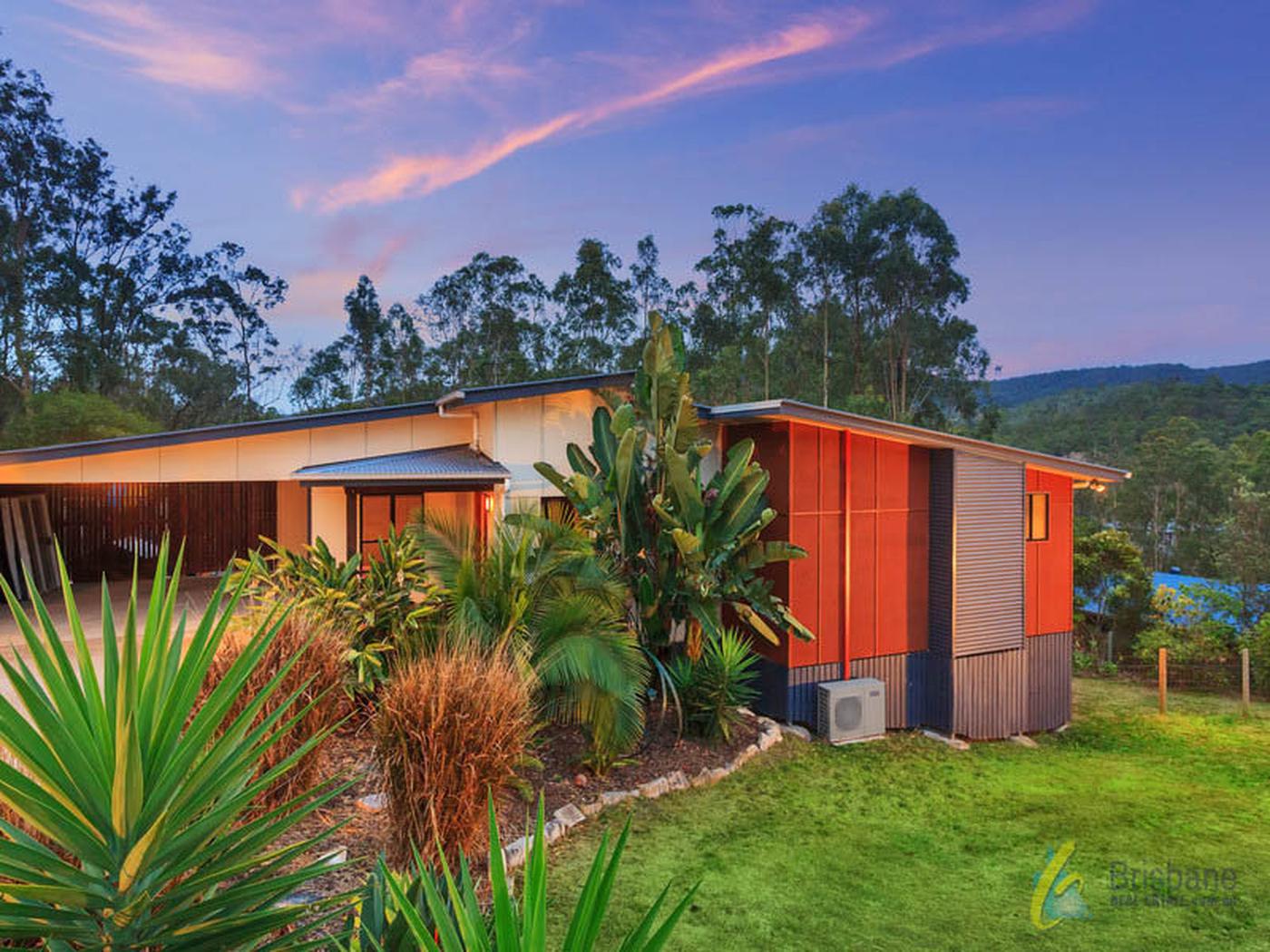 31 Emma Holt Court
