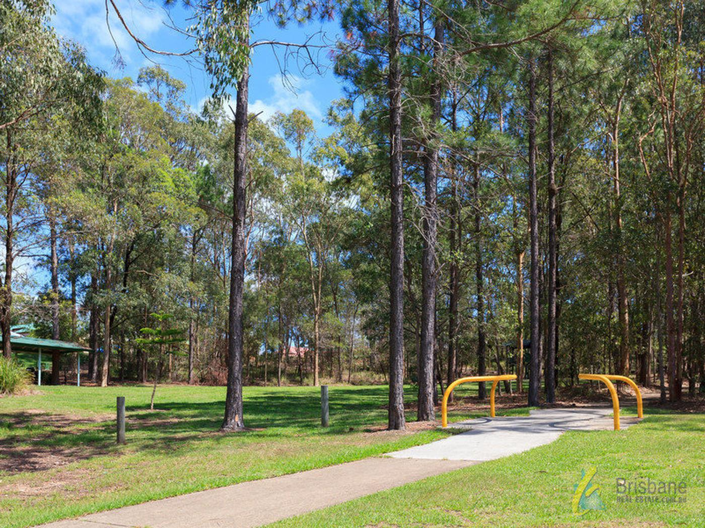 41 Barrier Place, FOREST LAKE QLD 4078 House Sold