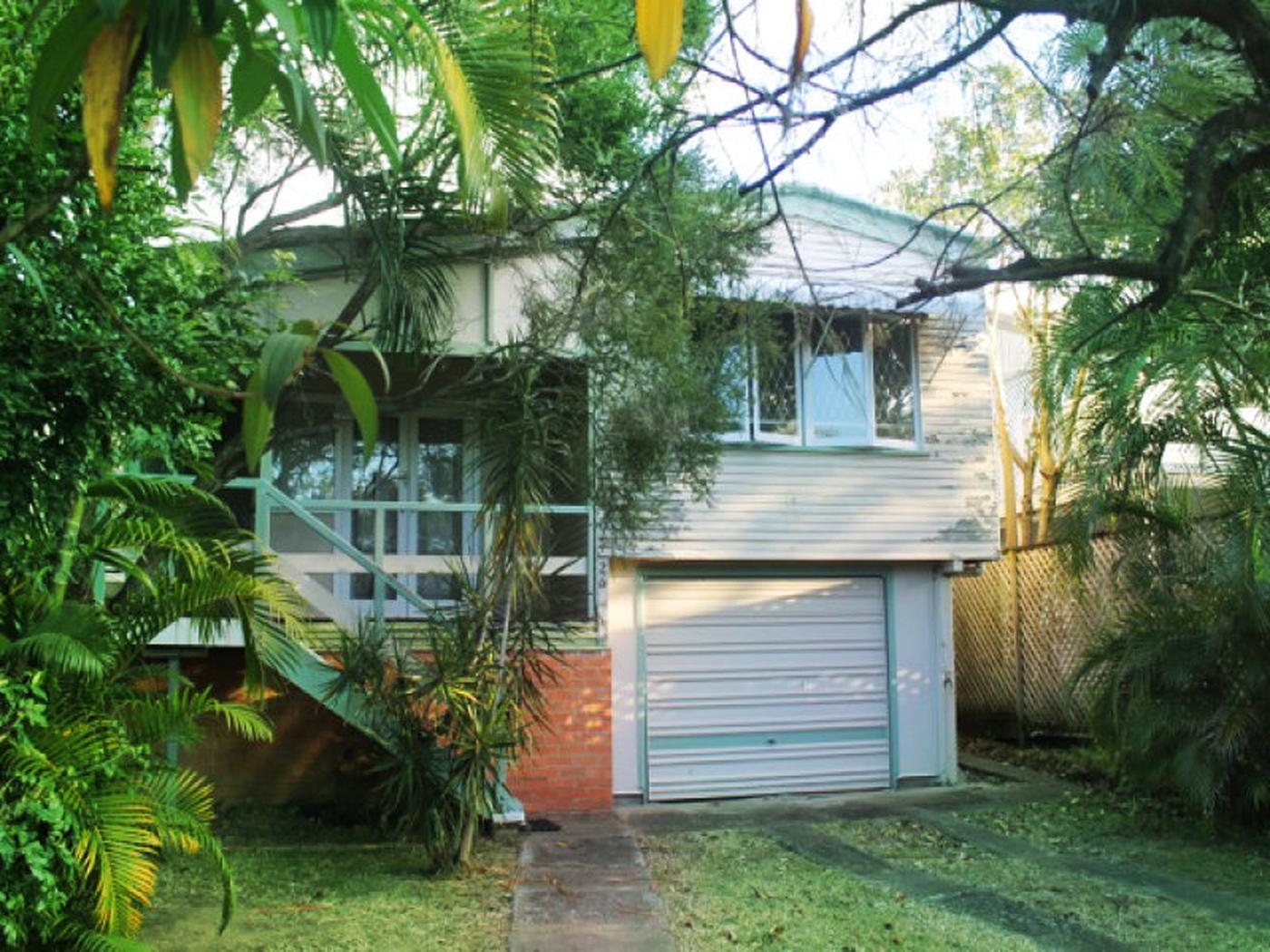 26 Twickenham Street