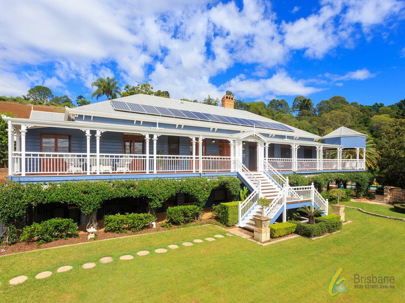 218 Moons Lane