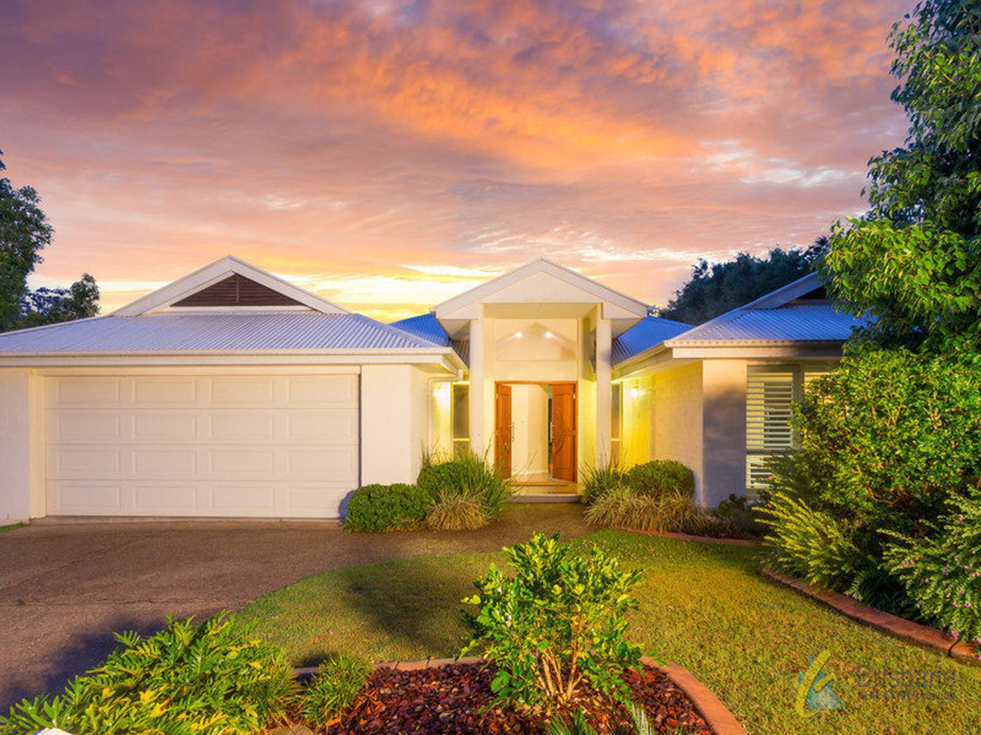 8 Cromwell Close