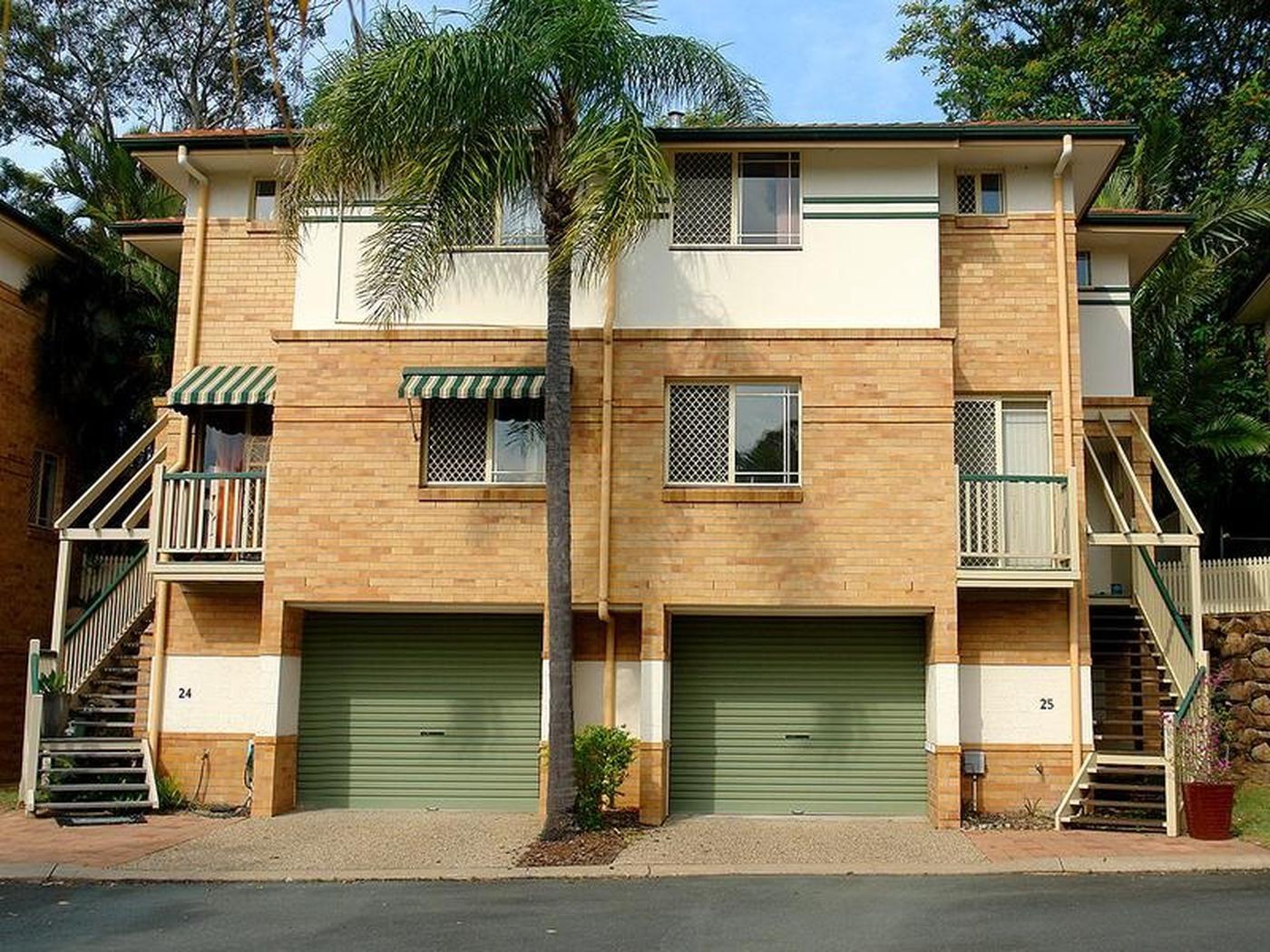 25/19 Merlin Terrace, Kenmore QLD 4069 Townhouse Sold
