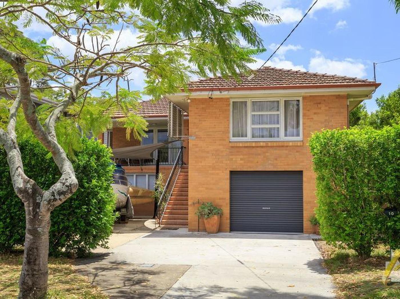 10 Richardson Street