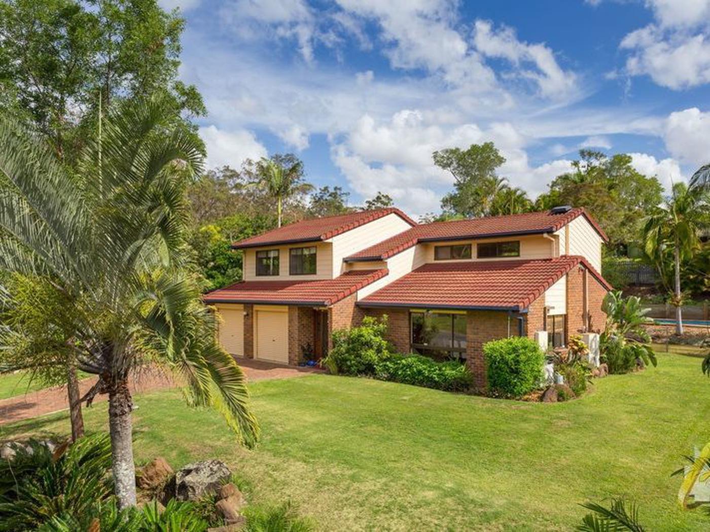 4 Tillbrook Street