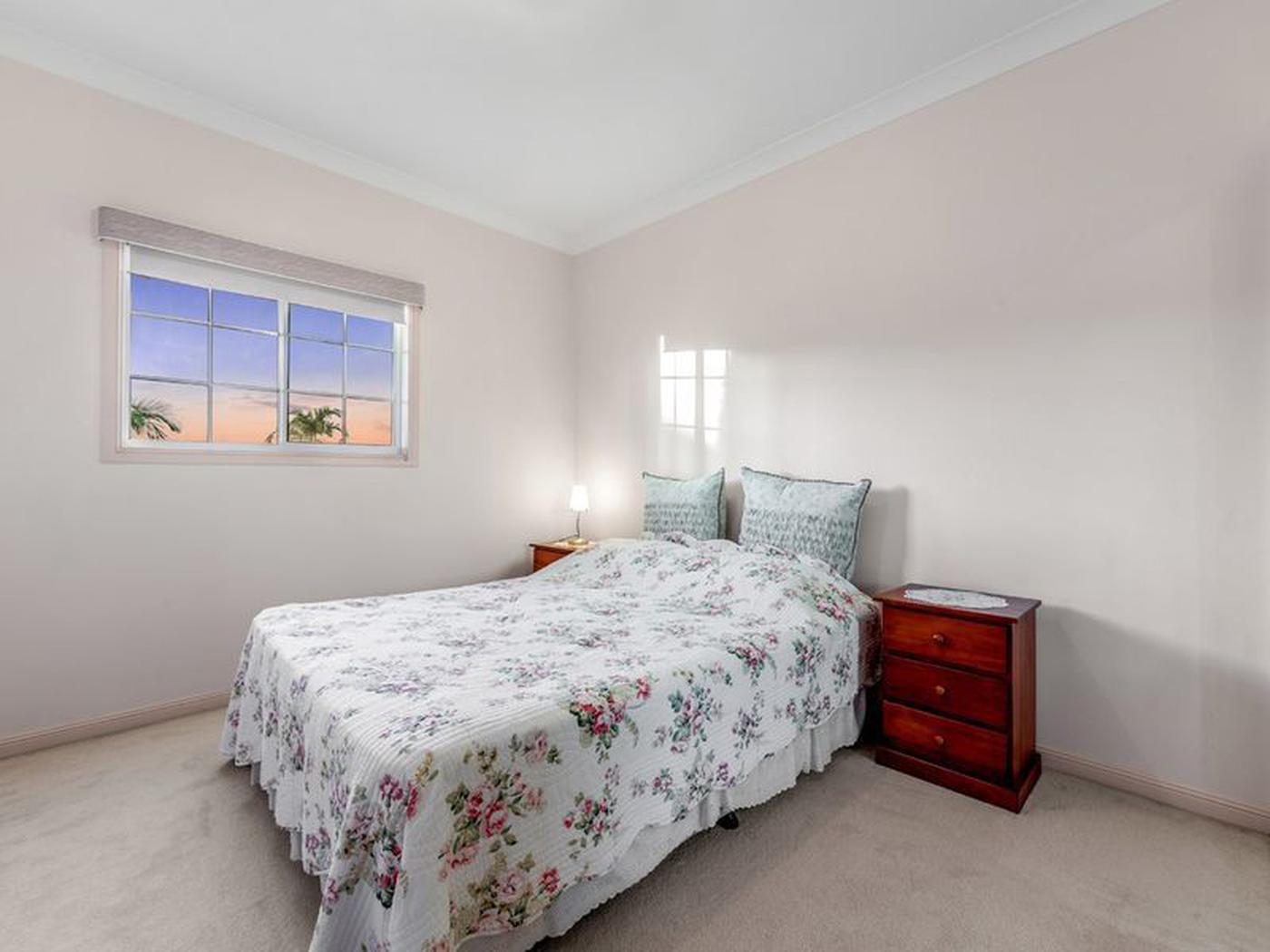 8 Peach Place, MIDDLE PARK QLD 4074 House Sold brisbanerealestate