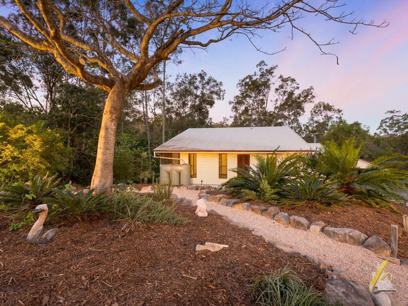 69 Banksia Drive