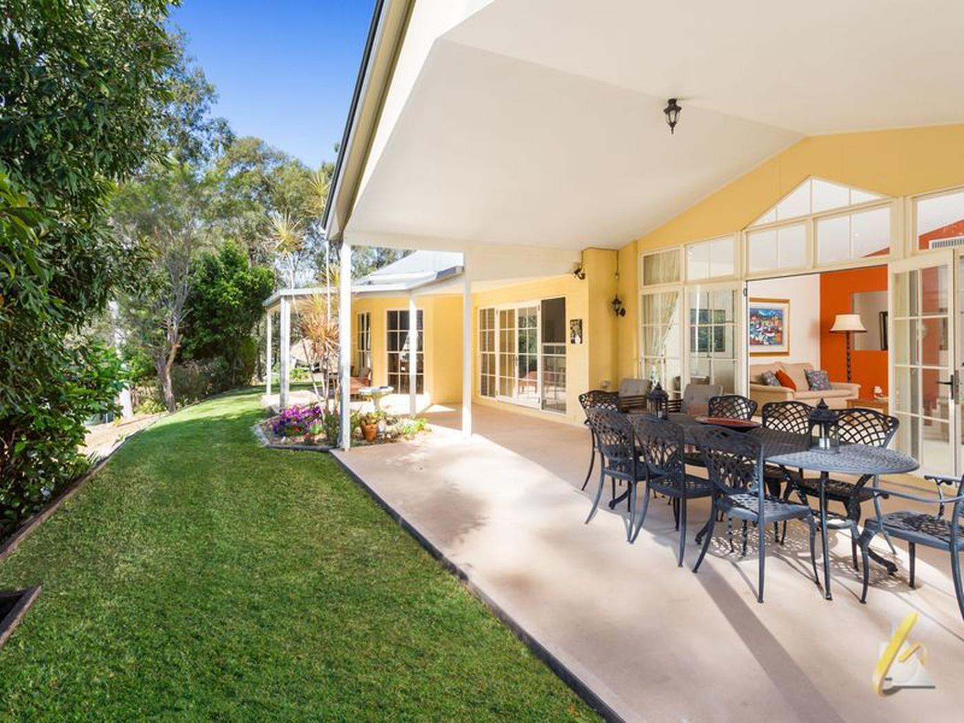 220 Sugars Road