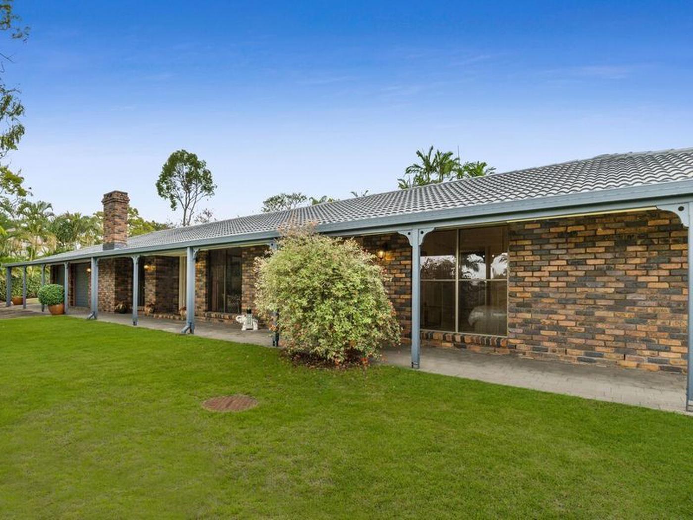 4 Sturt Court