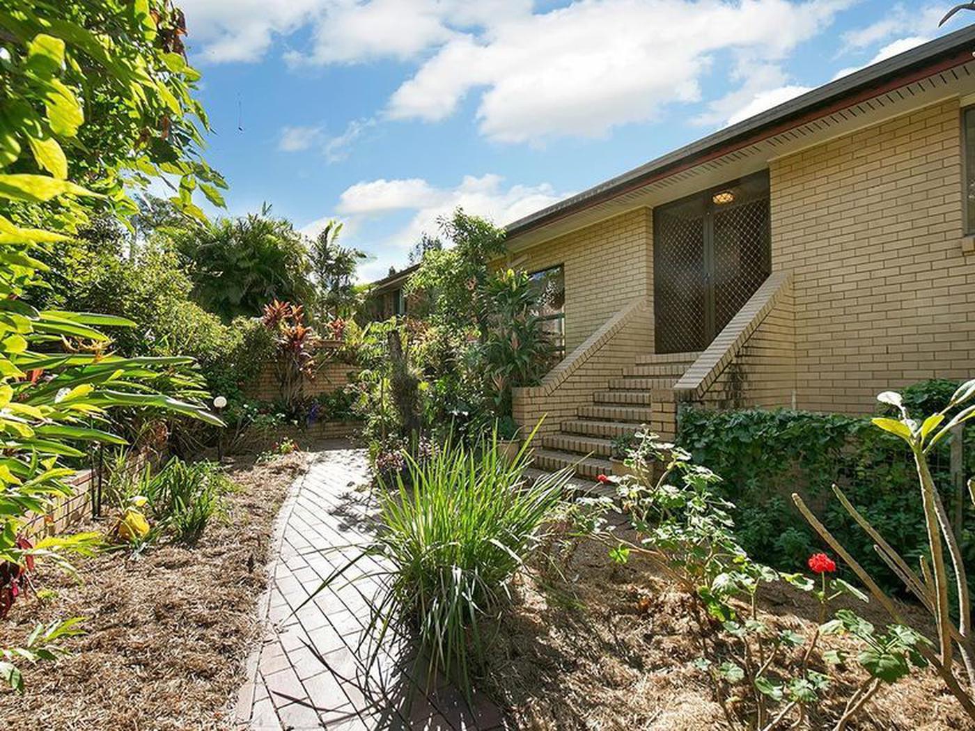 19 Merrilyn Street