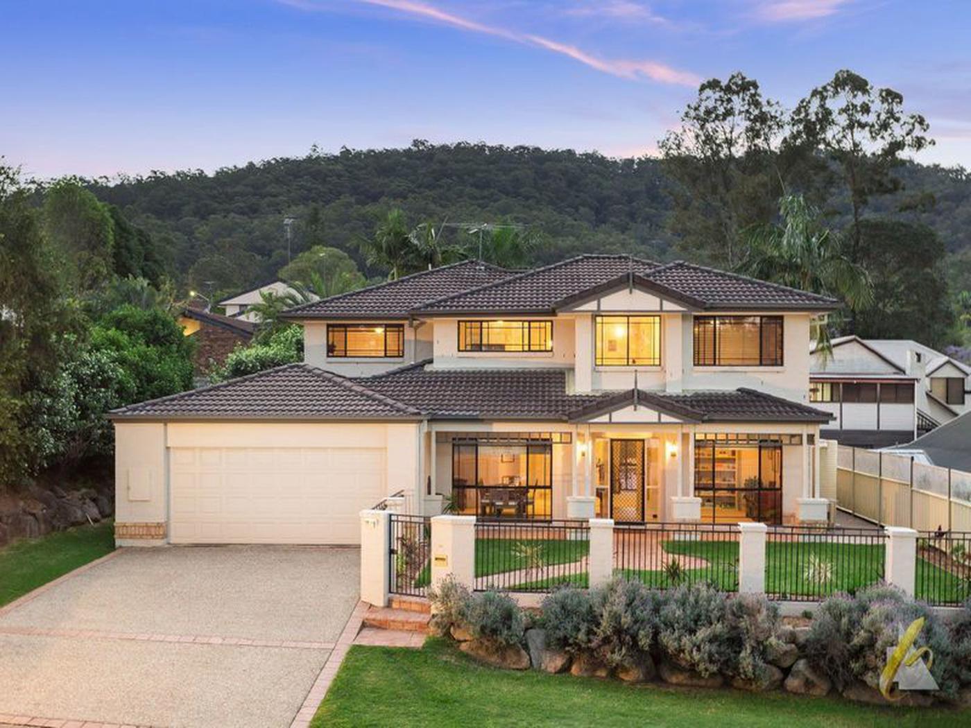 45 Marmindie Street, CHAPEL HILL QLD 4069 House Sold