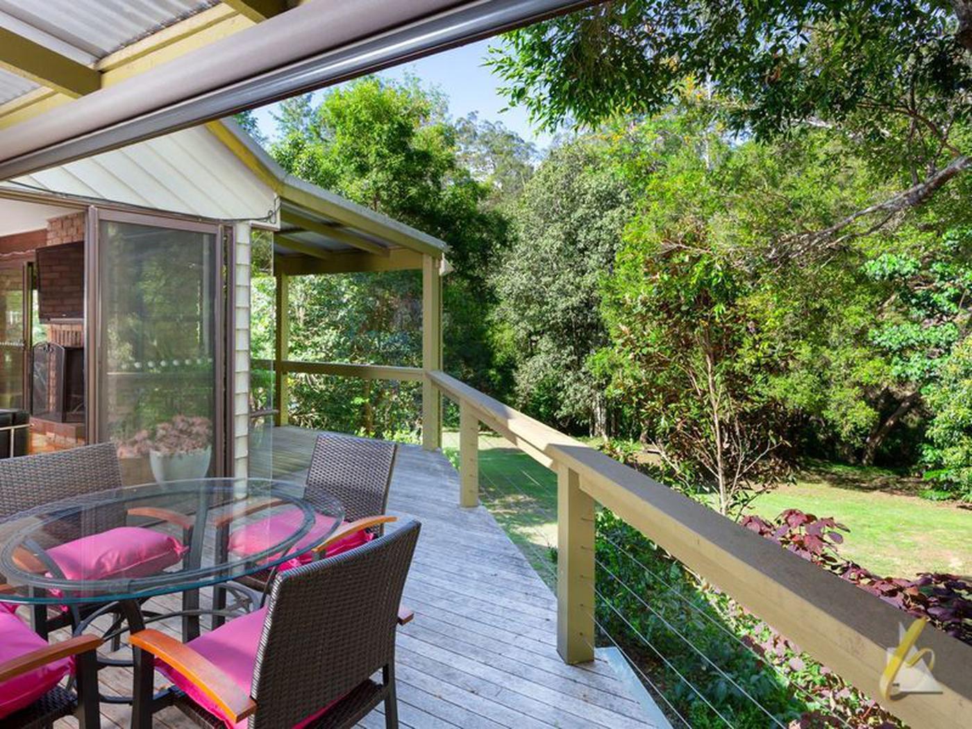 842 Upper Brookfield Road, UPPER BROOKFIELD QLD 4069 AcreageSemi