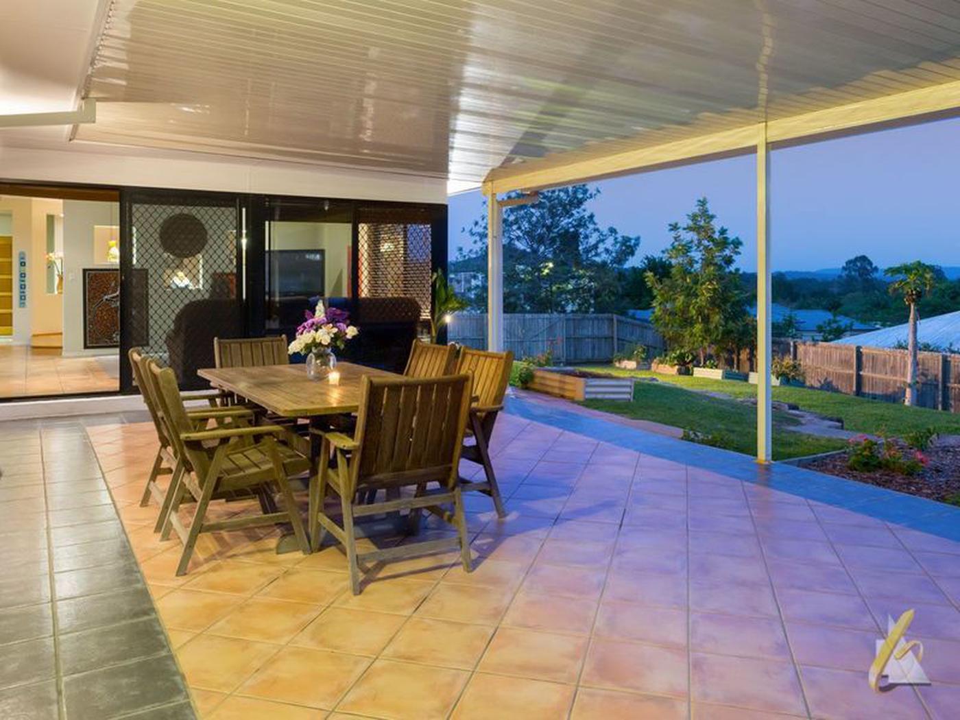 213 Gibson Crescent, BELLBOWRIE QLD 4070 House Sold