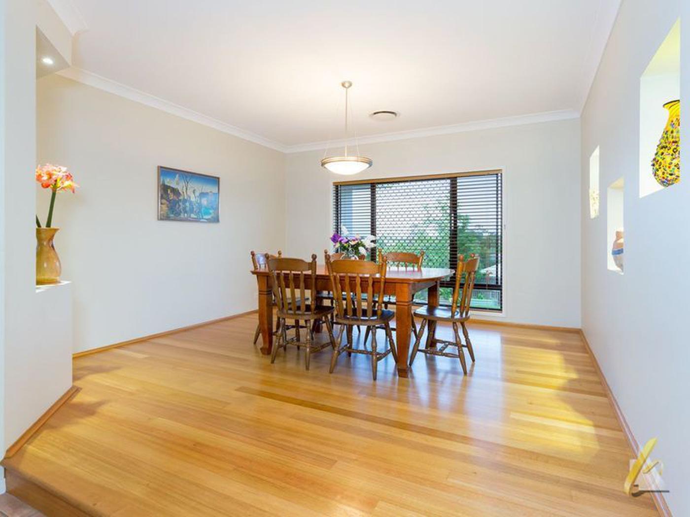 213 Gibson Crescent, BELLBOWRIE QLD 4070 House Sold
