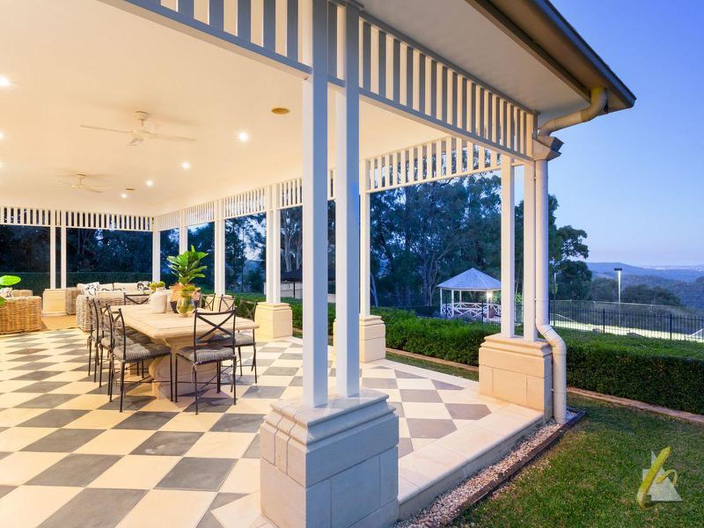 654 Upper Brookfield Road, UPPER BROOKFIELD QLD 4069 AcreageSemi