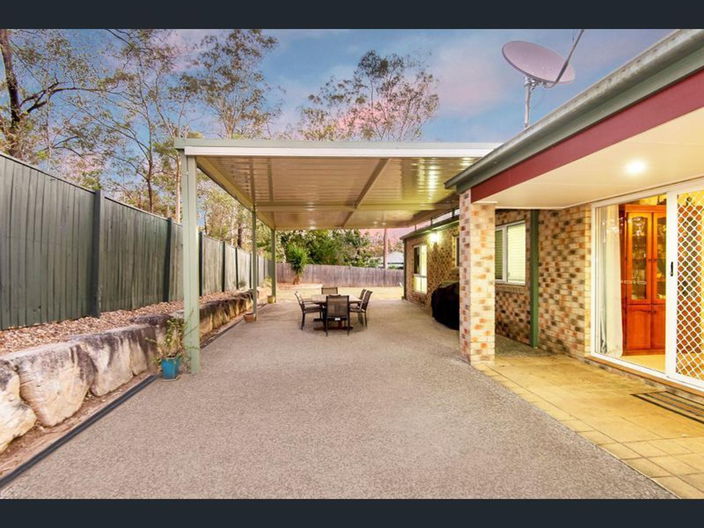 39 Glasshouse Crescent, Forest Lake QLD 4078 House Sold