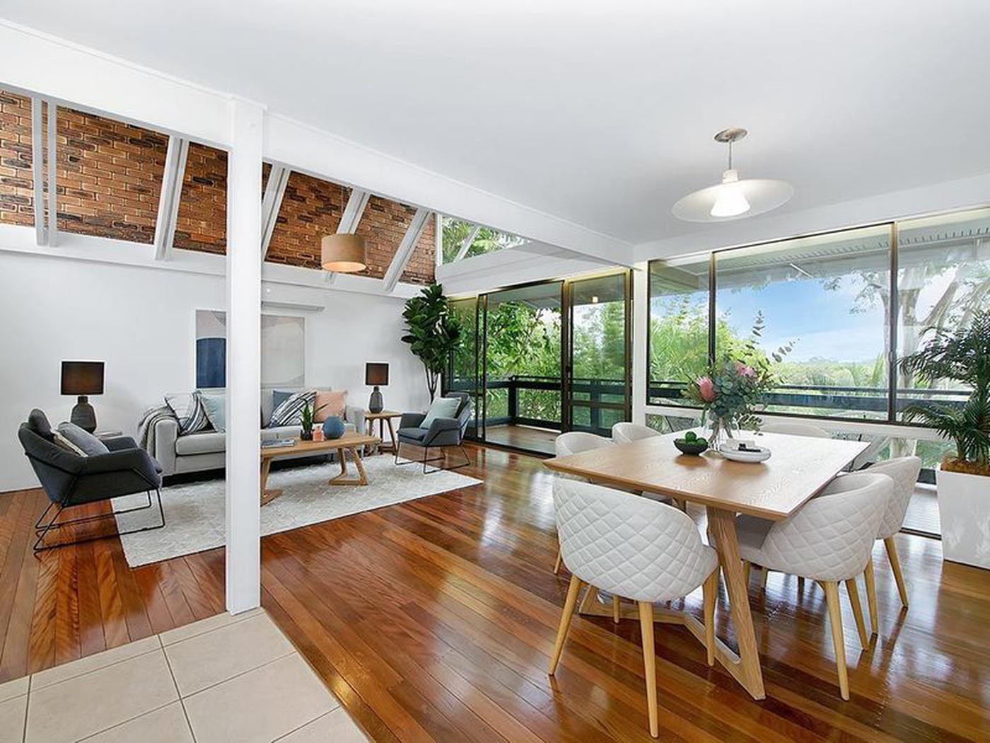 30 Struan Street, CHAPEL HILL QLD 4069 House Sold