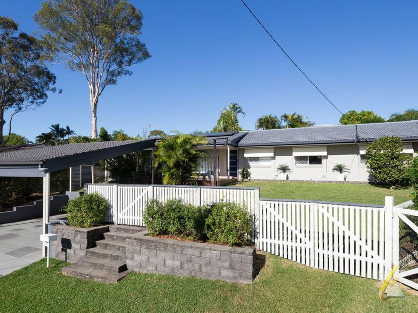 28 Lochiel Street