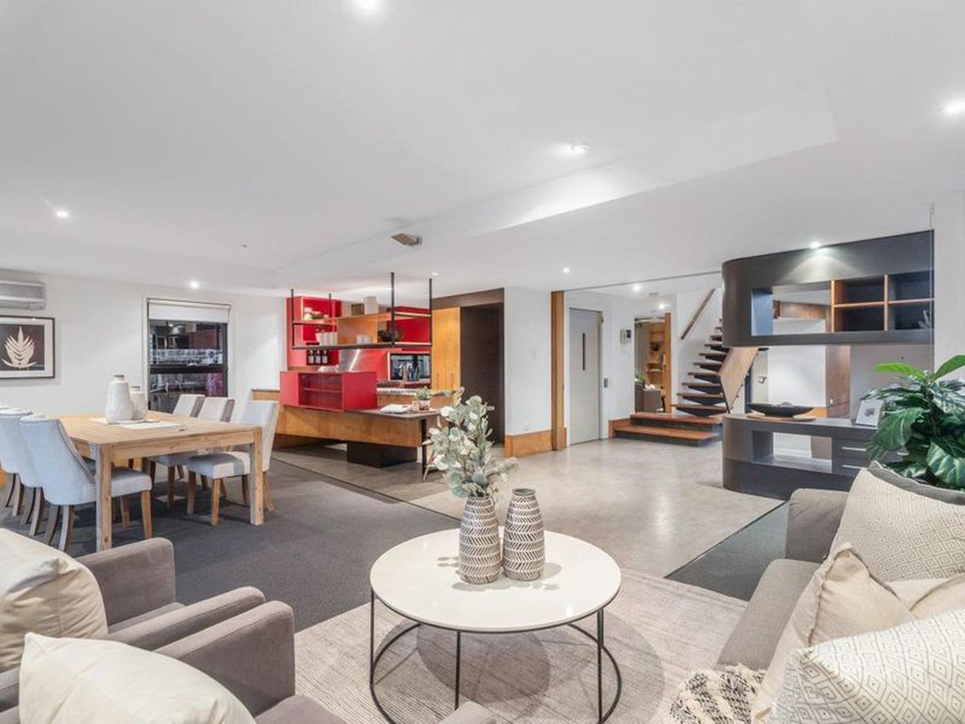 59 Goldieslie Road