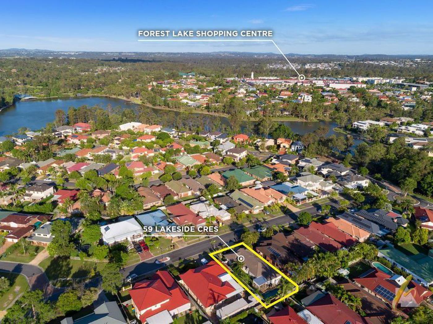 59 Lakeside Crescent