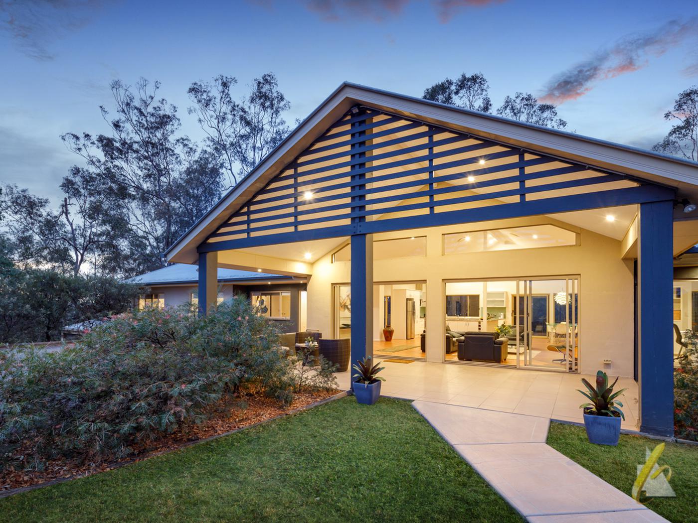 225 Pacey Road, Upper Brookfield QLD 4069 AcreageSemirural Sold