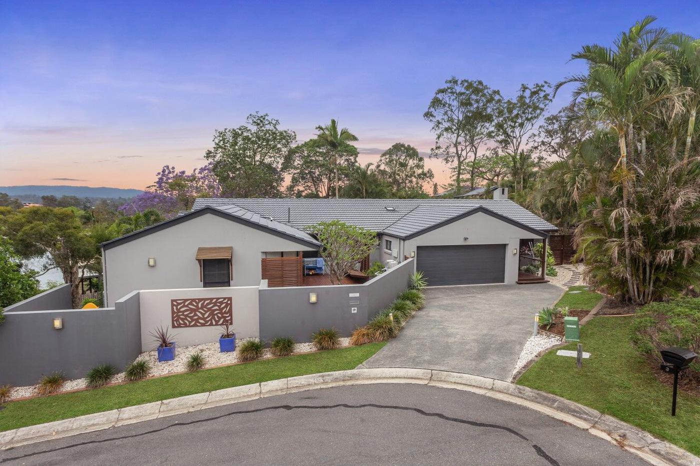 2 Sturt Court, Mount Ommaney QLD 4074 House Sold